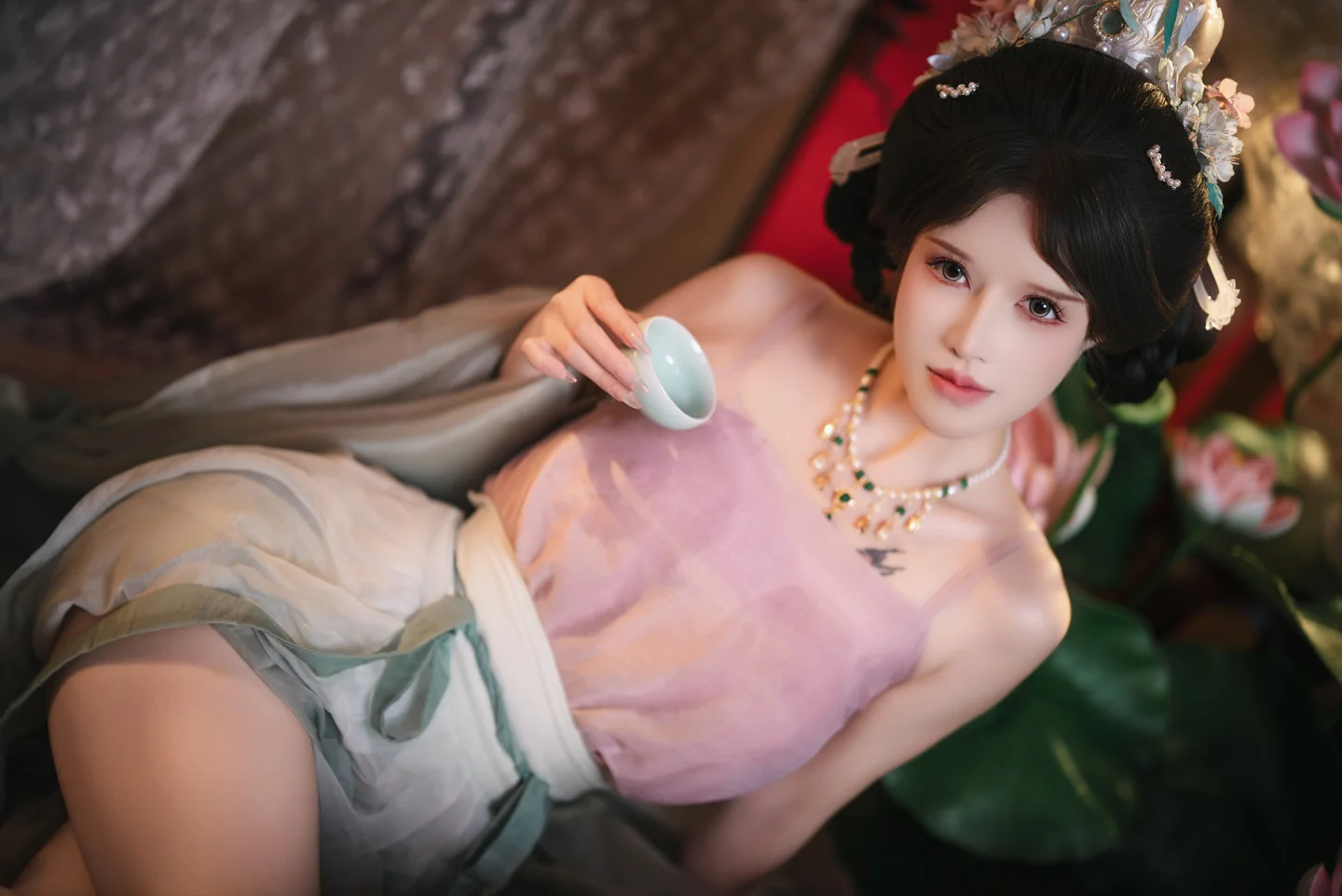 鹿八岁baby_No_107_粽你枕相思_130P,79GIF,1V_1_95GB tg@simisebaisi 【丝足阁】018.webp